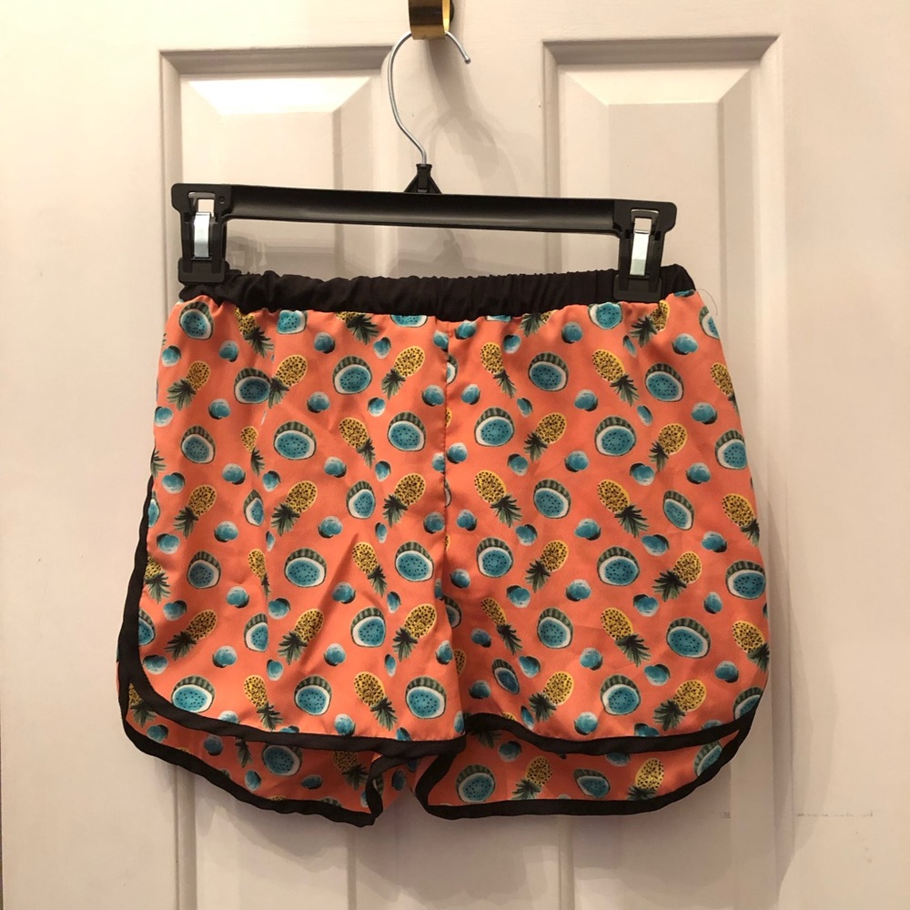 EUC KIRRA TROPICAL FRUIT PRINT SHORTS